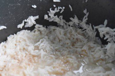 Bir pirinç Ocak olmayan sopa yiyecek çürük pirinç.