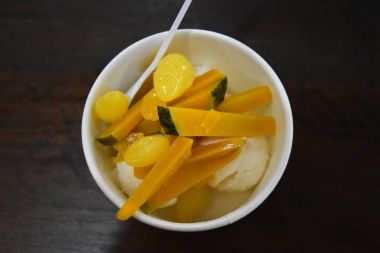 Hindistan cevizi dondurma