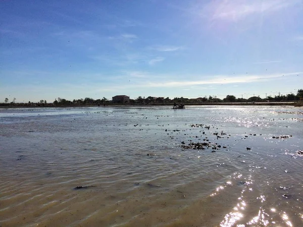 Laat Het Water Het Veld Voor Bereiden — Stockfoto