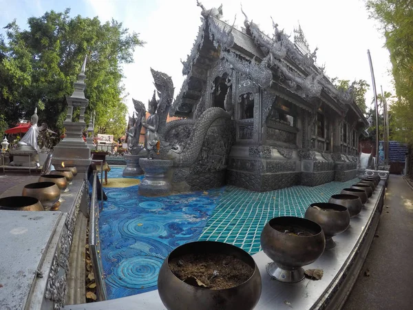 Capilla Plata Hecha Enteramente Metal Plateado Templo Sri Suphan Chiang —  Fotos de Stock