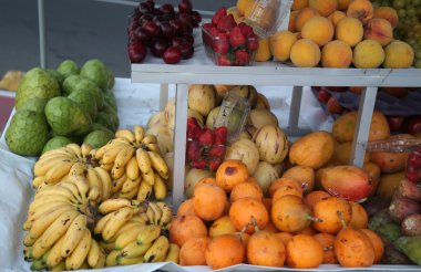 Sokak arabası, tropikal meyveler