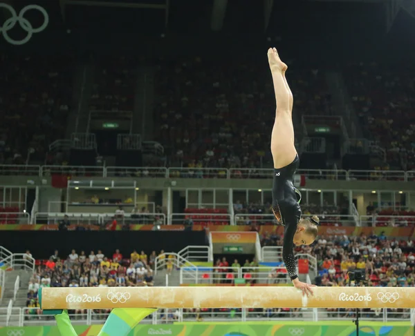 Olympic champion Sanne Wevers  of Netherlands competes at the final on the balance beam women's artistic gymnastics at Rio 2016 Olympic Games — ストック写真