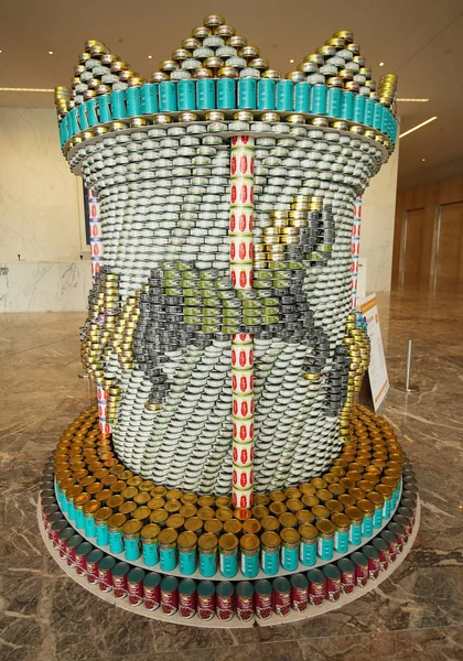 Food sculpture presented at 24th Annual Canstruction competition in New York — Stock Photo, Image