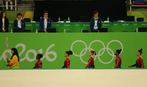 Team United States during during women's all-around gymnastics qualification at Rio 2016 Olympic Games — Stock Photo, Image