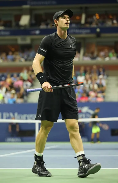 Campeão do Grand Slam Andy Murray da Grã-Bretanha em ação durante a quarta rodada do US Open 2016 no Billie Jean King National Tennis Center — Fotografia de Stock