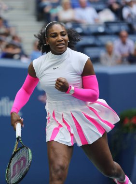Bize açık 2016 dört maç yuvarlak onu sırasında eylem Grand Slam şampiyonu Serena Williams Amerika Birleşik Devletleri