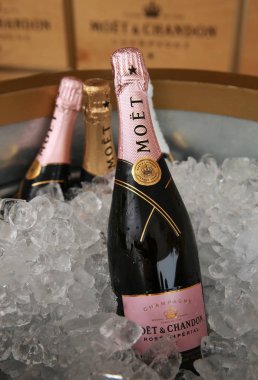 Ulusal Tenis Merkezi bize açık 2016 sırasında sunulan Moet ve Chandon şampanya