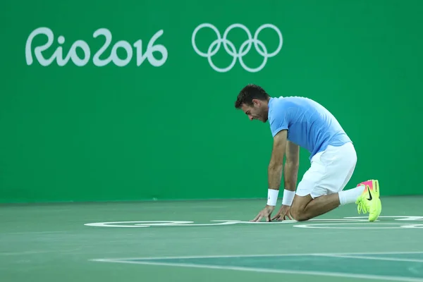 Juan Martin Del Potro dell'Argentina festeggia la vittoria dopo la semifinale maschile dei Giochi Olimpici di Rio 2016 al Tennis Centre Olimpico — Foto Stock