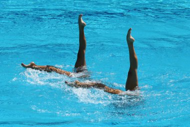 Senkronize yüzme düet Yarışması sırasında