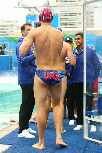 Water Polo Team USA antes de Río 2016 Juegos Olímpicos Masculino Ronda Preliminar partido contra el Equipo Francia en el Maria Lenk Aquatic Center — Foto de Stock