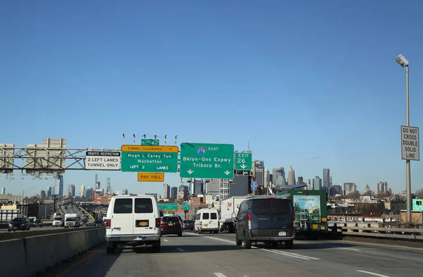 Brooklyn-Queens Expressway em Brooklyn — Fotografia de Stock