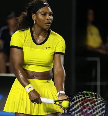 Yirmi bir kez Grand Slam şampiyonu Serena Williams Avustralya Açık 2016 onun son maç sırasında eylem