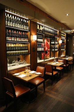 Db Bistro Moderne iç dekor Fransız bistro Midtown Manhattan'ın. 