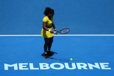 Yirmi bir kez Grand Slam şampiyonu Serena Williams Avustralya Açık 2016 onun çeyrek final maçında sırasında eylem