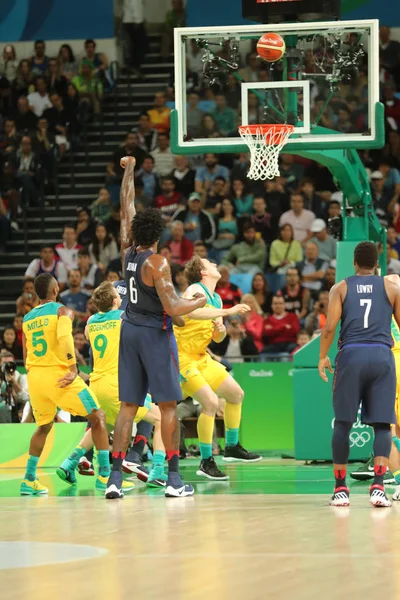 Jordan Deandre (numer 6) zespołu Stany Zjednoczone w czasie Grupa A mecz koszykówki pomiędzy Team Usa i Australii — Zdjęcie stockowe