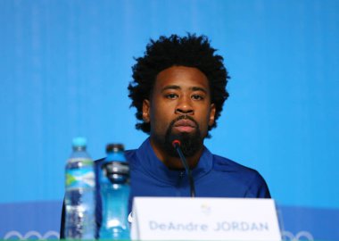 Olimpiyat Şampiyonu Jordan Deandre Rio 2016 Olimpiyat Oyunları Basın Merkezi erkekler basketbol takımı ABD basın toplantısı sırasında
