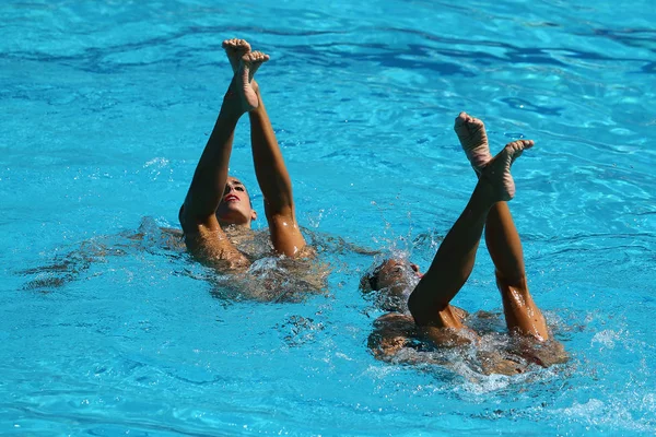 Ona Dygrýn a Gemma Mengual Španělska soutěžit v synchronizovaném plavání duety zdarma rutinní přípravná Rio 2016 — Stock fotografie