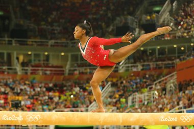 Denge aleti kadınlar Artistik Jimnastik Rio 2016 Olimpiyatları üzerinde son, Olimpiyat Şampiyonu Simone Biles ABD rekabet 