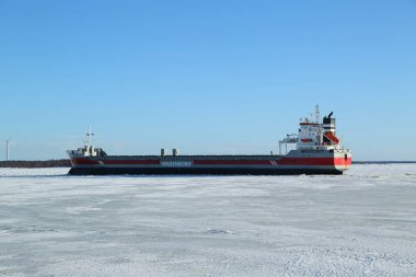 Genel kargo gemi Eemsborg Kemi, Finalnd yakın donmuş Baltık Denizi