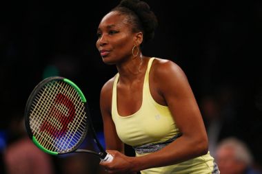 Grand Slam şampiyonu Venus Williams, Amerika Birleşik Devletleri içinde Bnp Paribas Showdown 10 yıldönümü Tenis olay sırasında hareket