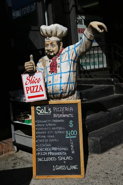 Menu in front of restaurant in Little Italy, Lower Manhattan — Stock Photo, Image