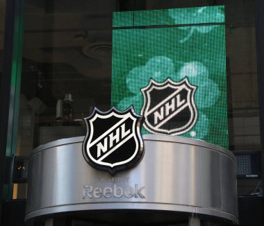 Nhl Dükkanı windows dekorasyon Manhattan'da