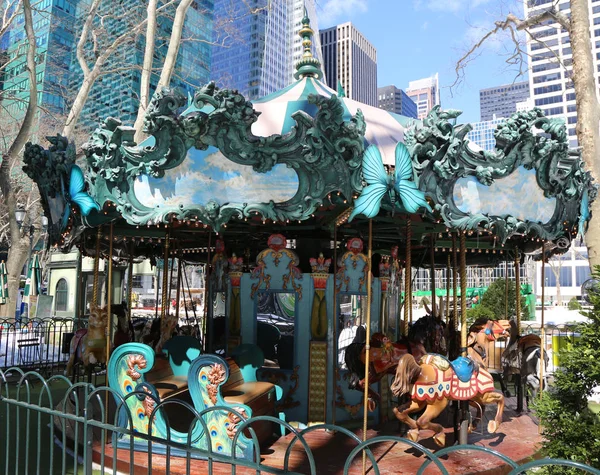 Le Carrousel in Bryant Park, Midtown Manhattan — Stock Photo, Image
