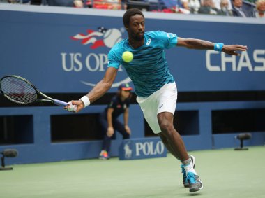 Profesyonel tenis oyuncusu Gael Monfis Fransa bize açık 2016 çeyrek final maçında sırasında eylem