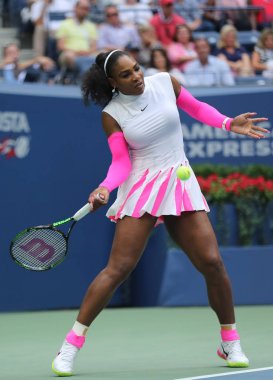  Bize açık 2016 dört maç yuvarlak onu sırasında eylem Grand Slam şampiyonu Serena Williams Amerika Birleşik Devletleri 