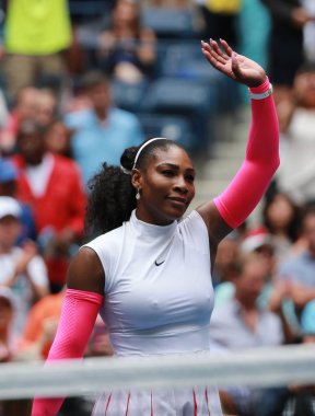 Bize açık 2016 onun yuvarlak üç maç sonra Grand Slam şampiyonu Serena Williams Amerika Birleşik Devletleri zafer kutluyor 