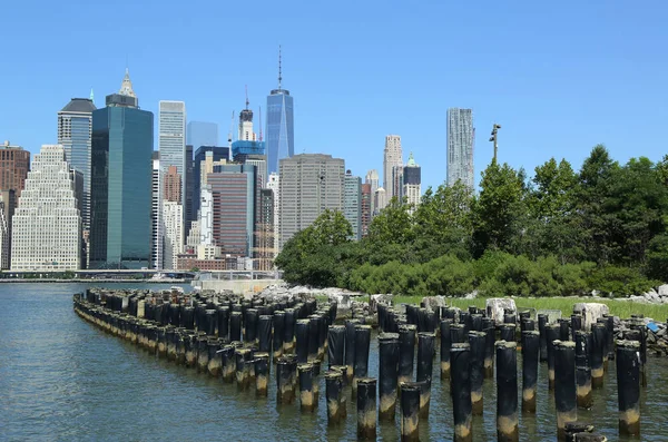 Panorama do horizonte de Manhattan do Brooklyn Bridge Park — Fotografia de Stock