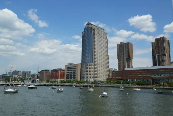 Hudson river park im tribeca distrikt in manhattan — Stockfoto