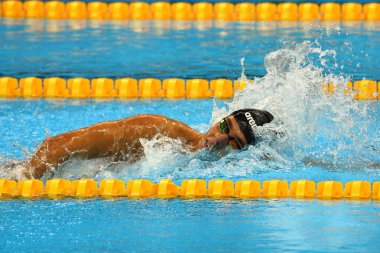 Olimpiyat şampiyonu İtalya Gregorio Paltrinieri erkekler 1500 metre serbest stil finali sırasında eylem Rio 2016 Olimpiyat Oyunları 
