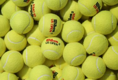 Bize açık Wilson tenis topları Billie Jean King Ulusal Tenis merkezi New York'ta