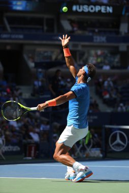 Eylem sırasında onun bize açık 2016 yılında Grand Slam şampiyonu İspanya Rafael Nadal birinci tur maç