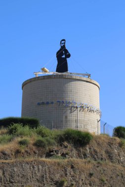 Theodor Herzl heykel Herzliya, İsrail