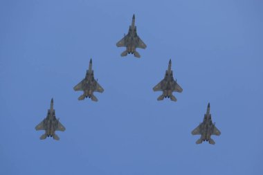 F-35i Stealth savaşçıları İsrail'in yıllık Bağımsızlık günü hava sırasında köprü zorlamak 