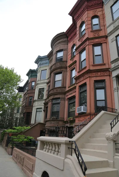 New York City brownstones at historic Prospect Heights neighborhood — Stock Photo, Image