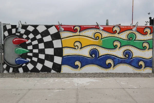 Mural art at street art attraction Coney Art Walls at Coney Island section in Brooklyn — Stock Photo, Image