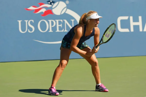 La joueuse de tennis professionnelle Daria Gavrilova d'Australie s'entraîne pour l'US Open 2016 — Photo