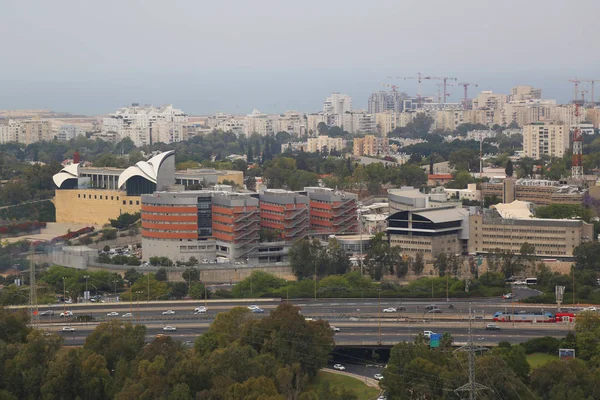 Universidad de Tel Aviv en el barrio de Ramat Aviv en Tel Aviv, Israel — Foto de Stock
