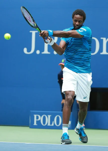 Professional tennis player Gael Monfis of France in action during his US Open 2016 quarterfinal match — Stock Photo, Image