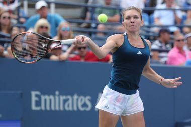 Profesyonel tenis oyuncusu Simona Halep Romanya eylem onun turda dört bize açık 2016 maç