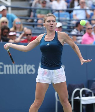 Profesyonel tenis oyuncusu Simona Halep Romanya eylem onun turda dört bize açık 2016 maç