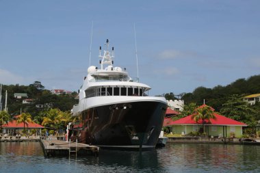 Süper yat St George's Marina, Grenada