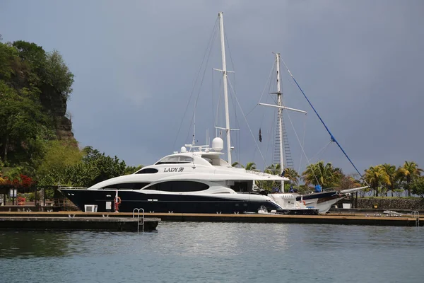 Super jacht w St George's Marina, Grenada — Zdjęcie stockowe