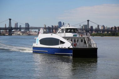 New York City Feribot Tekne East River 