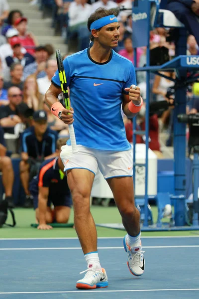 Campione del Grande Slam Rafael Nadal di Spagna in azione durante il suo US Open 2016 turno 3 partita — Foto Stock