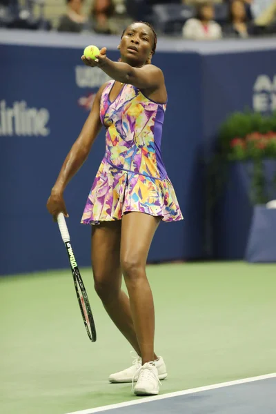 Grand Slam champion Venus Williams van de Verenigde Staten in actie tijdens haar ronde 3 match tijdens ons Open 2016 — Stockfoto