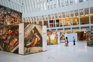 Westfield, New York'taki Dünya Ticaret Merkezi Oculus yer alarak tarafından Michelangelo'nun Sistine Şapel kadar yakın Sergisi